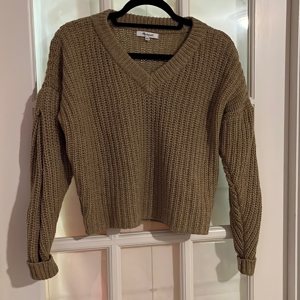 Madewell V Neck sweater, size xxs